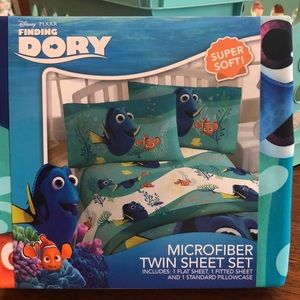 Finding Nemo twin sheet set NEW☀️
